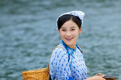 还没唱对,老师说你表演舞蹈,结果袁弘表演了一段散打又被老师看穿