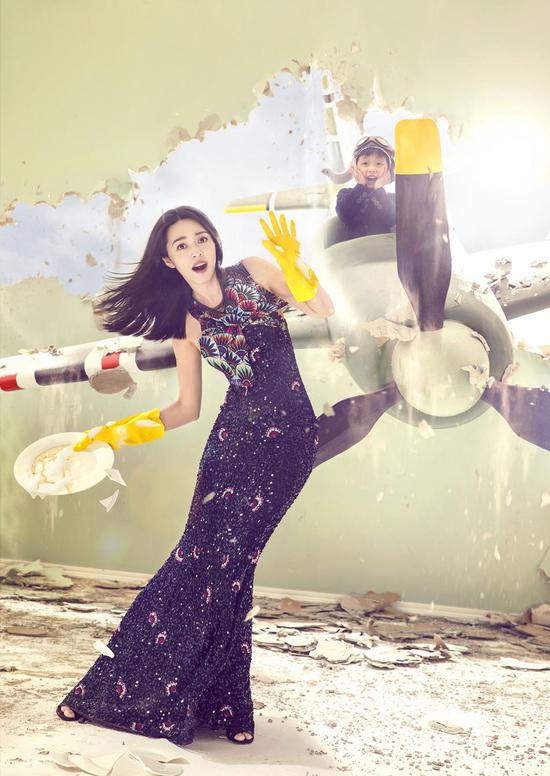 姚晨爱子首登封面圈粉无数