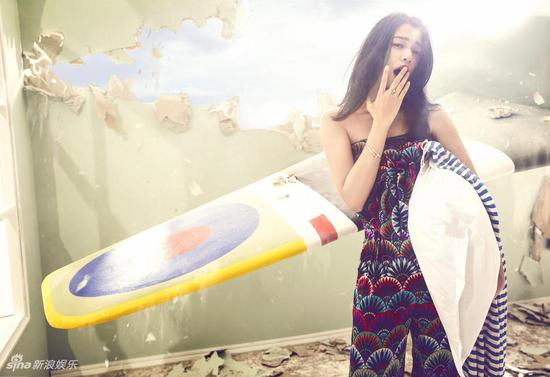 姚晨爱子首登封面圈粉无数