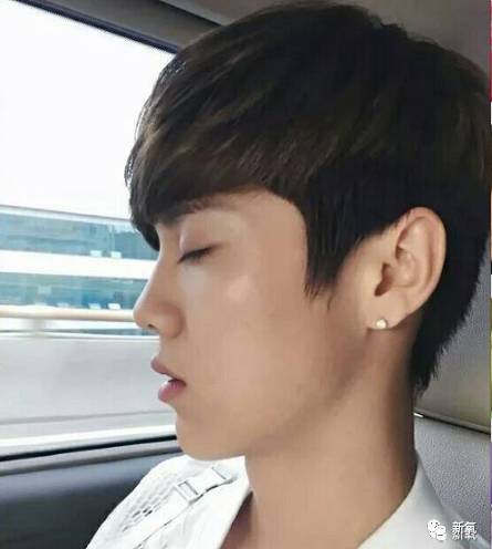 求热巴和鹿晗不要再炒cp了!你们俩脸很尴尬!