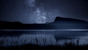 积家大工坊所在地 - 汝山谷的夜空