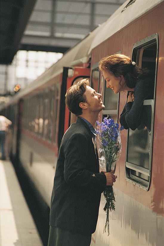 只要纯粹的爱情