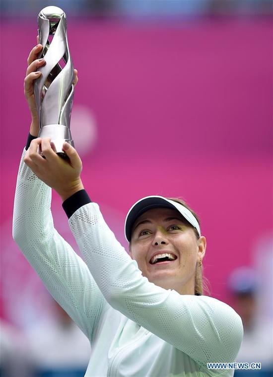 maria sharapova claims womens singles final title