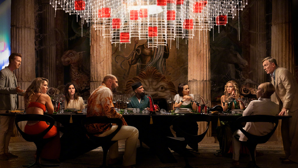 《利刃出鞘2》12月上线 希腊度假聚餐引发悬案