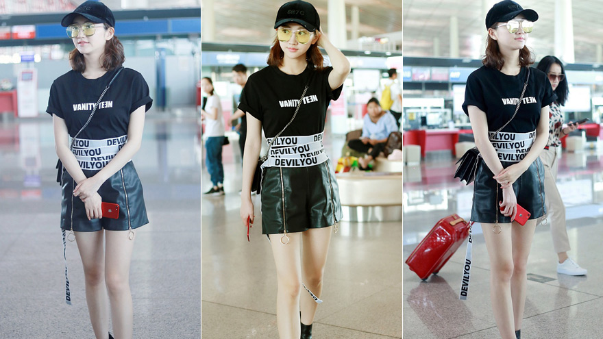 景甜穿短裤露细长美腿 “捆绑装”秀小蛮腰