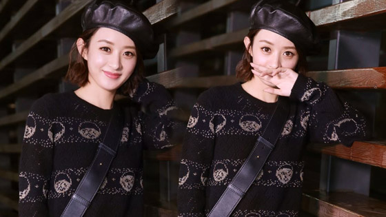 趙麗穎黑超貝雷帽成摩登女郎