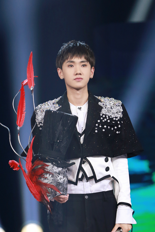 汪苏泷 《蒙面唱将》惊喜揭面 “音雄出少年”展露绝对实力 (4)