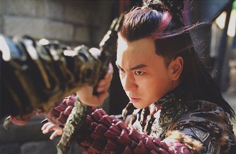 《武动乾坤》杀青 释小龙称自己与林炎性格相像_手机新浪网