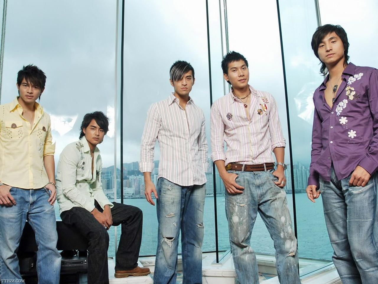 回忆杀!明道领衔183club合体 五兄弟搞怪自拍_手机新浪网