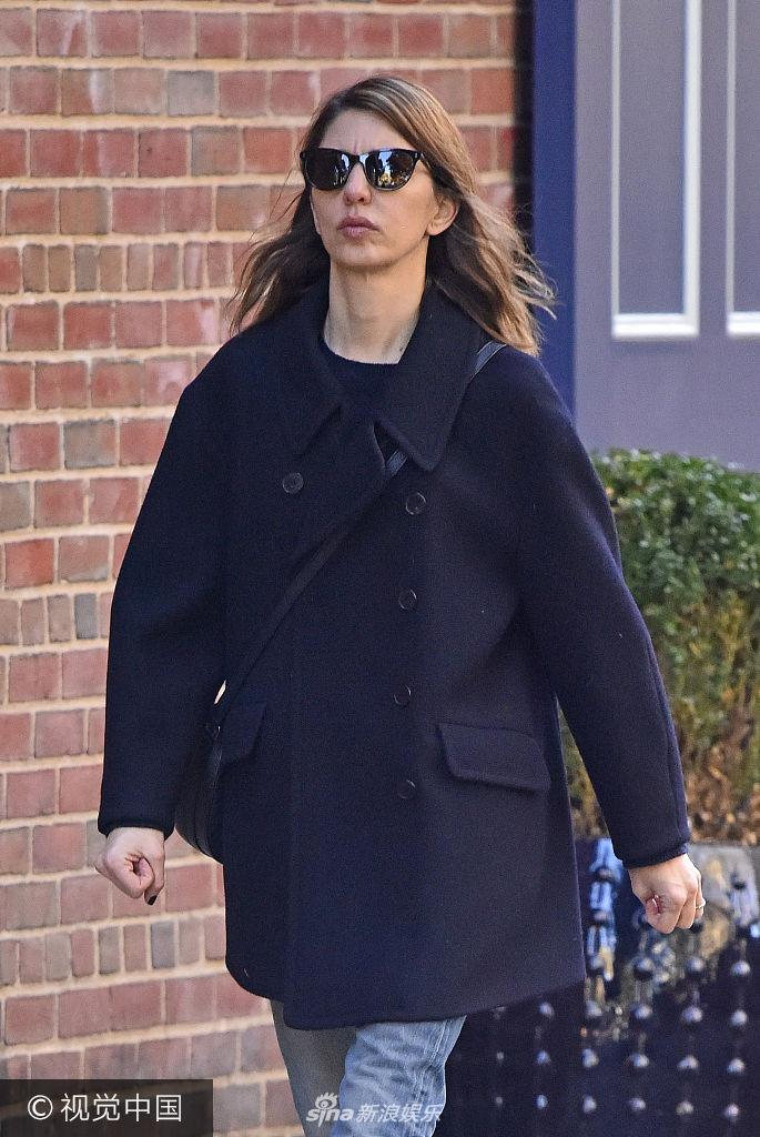 当地时间2017年10月31日,纽约,索菲亚·科波拉(sofia coppola)现身