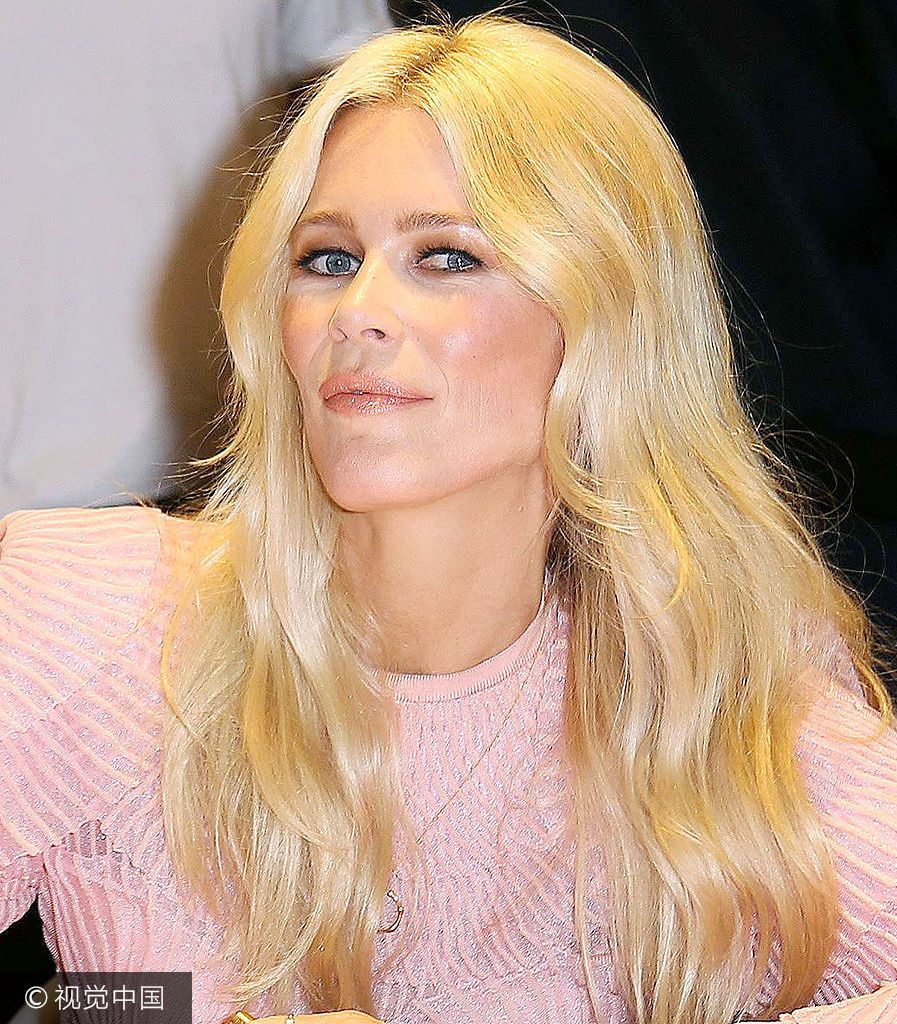 组图:克劳迪娅·希弗现身艳若桃李 粉裙金发女人味十足_高清图集_新浪