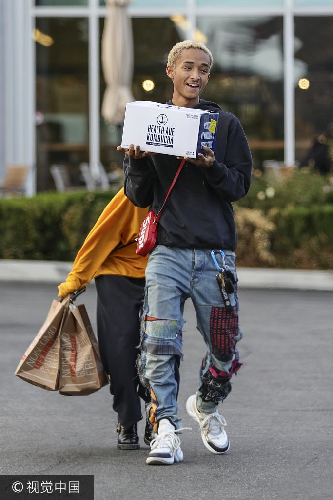 当地时间2017年11月7日,洛杉矶卡拉巴萨斯,贾登·史密斯 (jaden smith