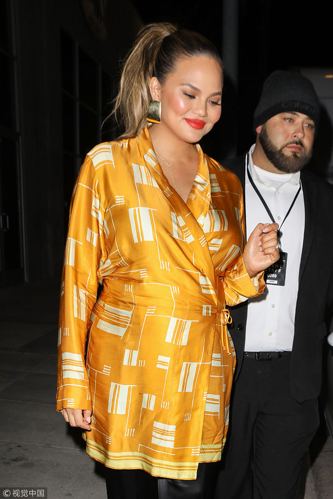 当地时间2018年2月24日,美国洛杉矶,"传奇嫂"克里茜·泰根( chrissy