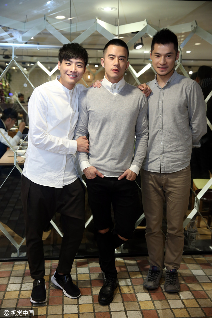 组图:台湾同志版红楼梦杀青 这颜值你接受吗_高清图集_新浪网