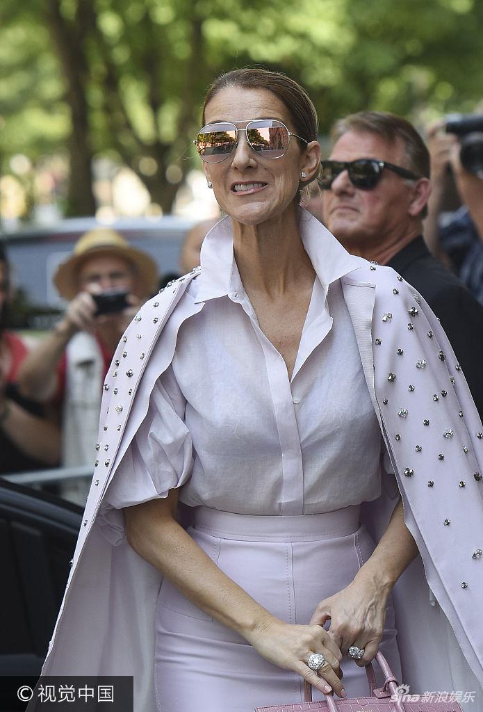 新浪娱乐讯 当地时间2017年6月20日,法国巴黎,席琳·迪翁(celine dion