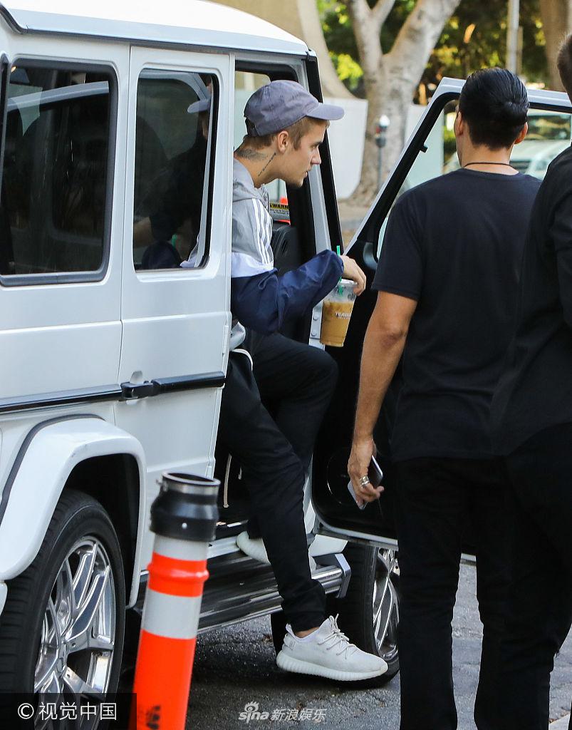 组图:比伯与赛琳娜私下密会 同时见两位前女友