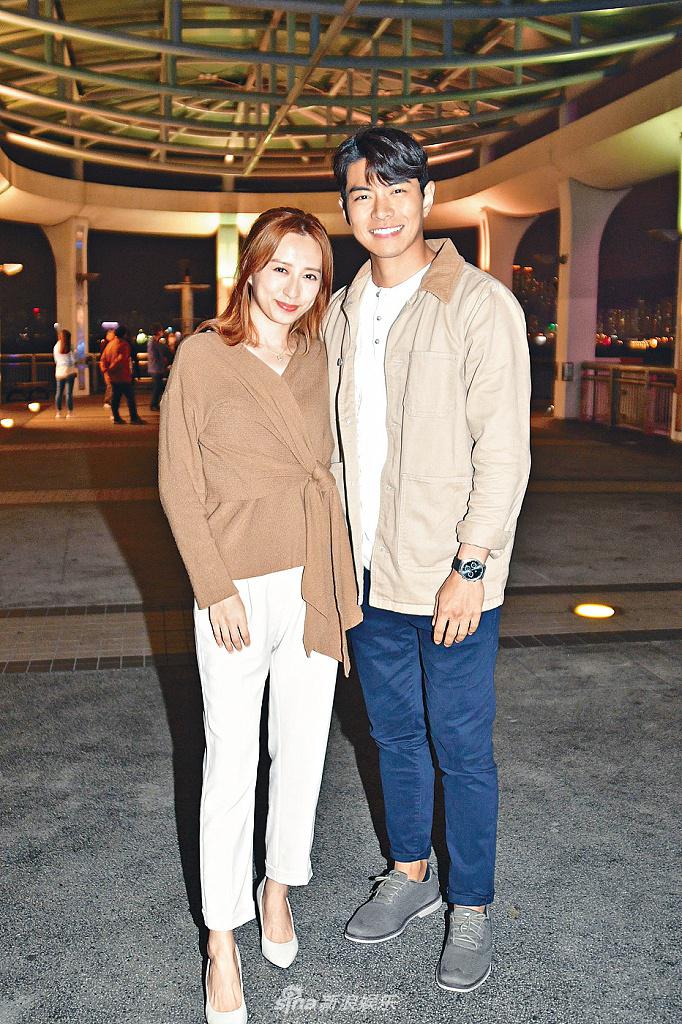 组图:龚嘉欣码头拍戏冻到发抖 依偎在罗天宇怀里取暖_高清图集_新浪网