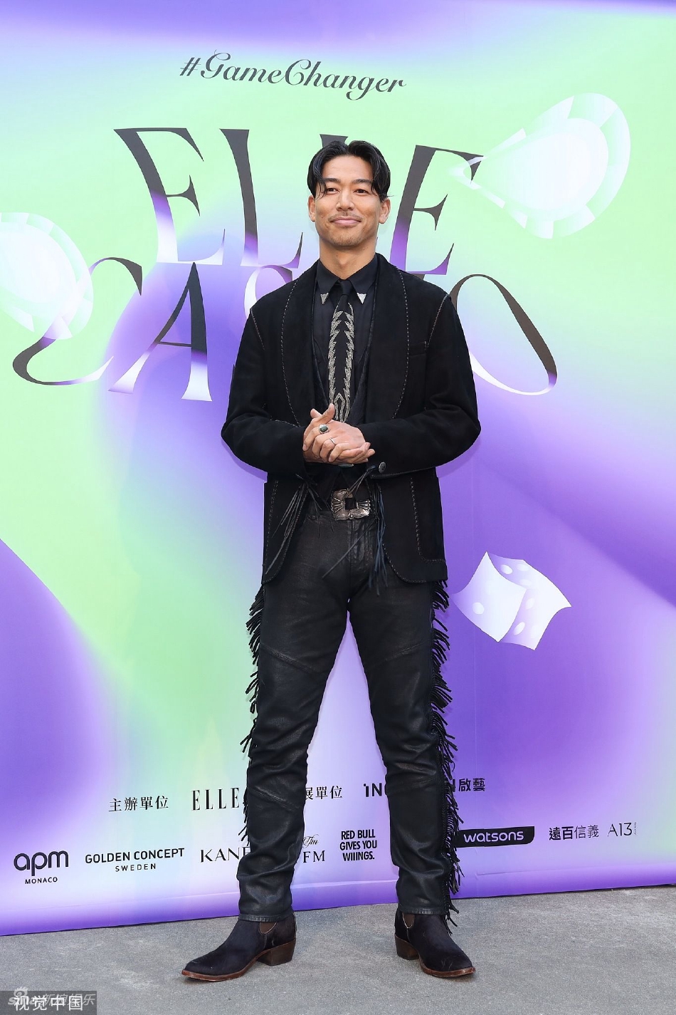 组图:林志玲丈夫黑泽良平出席展览 穿黑色流苏裤大秀长腿