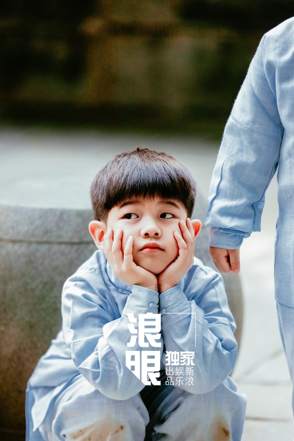 组图:《爸爸5》安吉练功夫帅气十足 小鱼儿鬼脸不停呆萌可爱