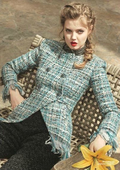 超模"猪妹"曝光最新大片 红唇衬雪肤美艳动人