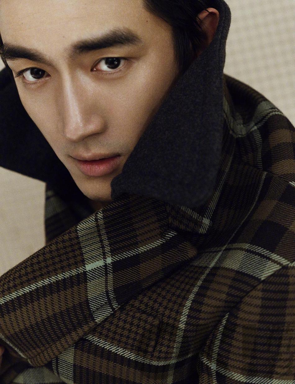 组图林更新时尚大片曝光走型男硬汉成熟风