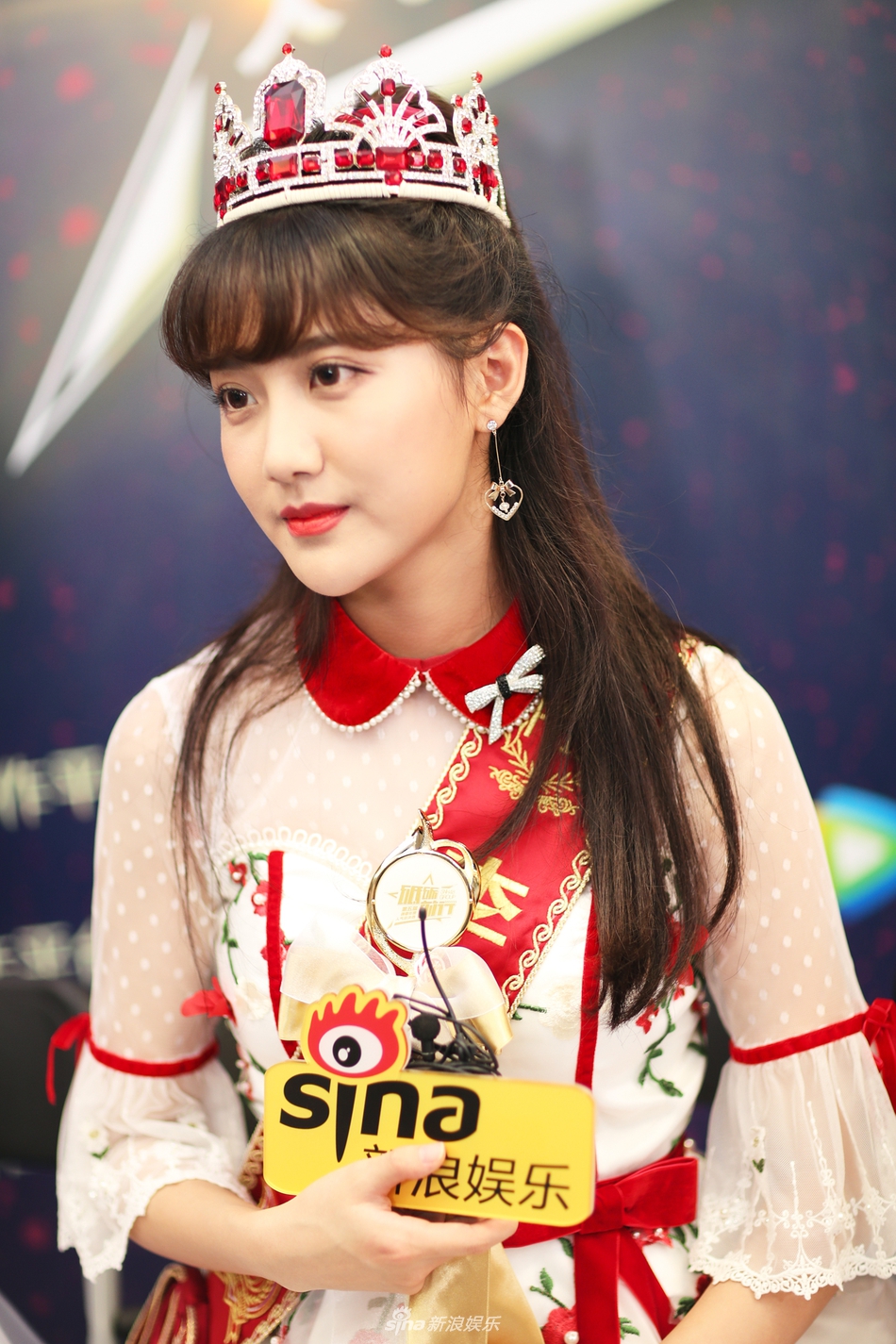 对话snh48总选top3李艺彤回应质疑我有人格魅力