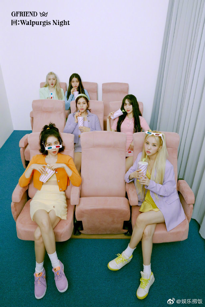 組圖：Gfriend解散後首次合體 參加婚禮獻唱歌曲