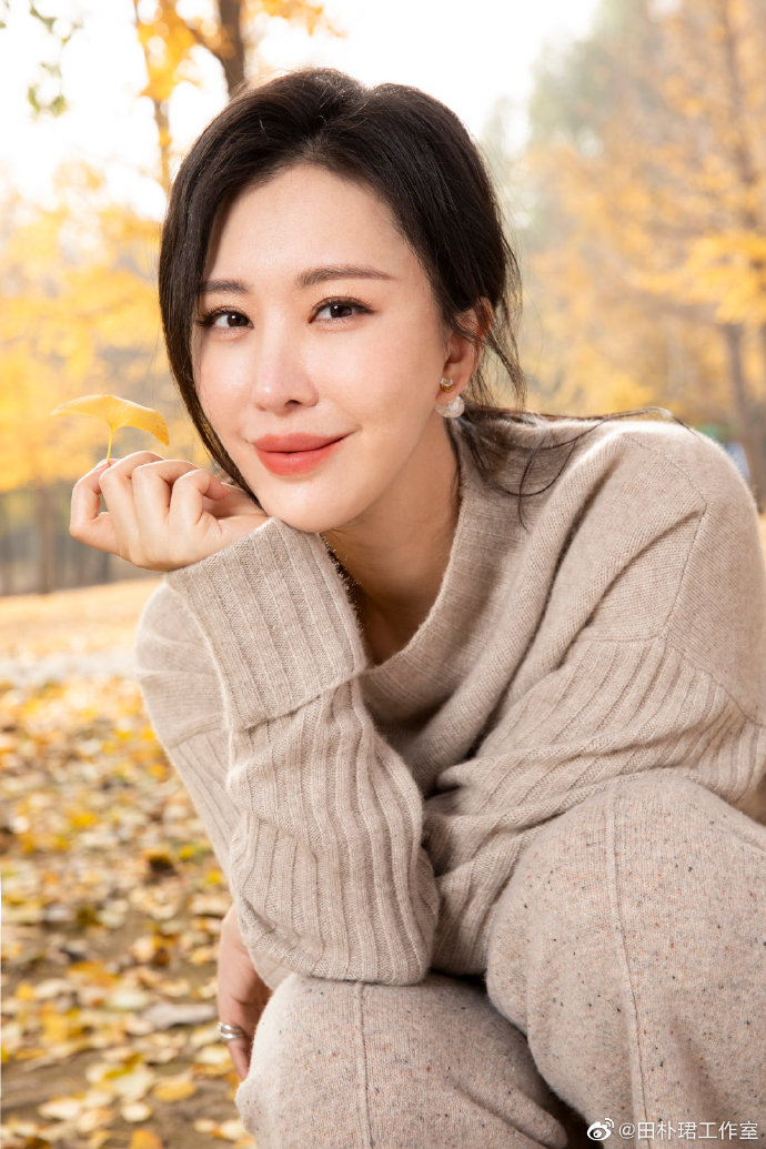 组图：田朴珺捐献生活物资驰援上海居民手写感谢信第10张图片