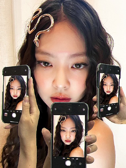組圖：BLACKPINK萬聖節造型Jennie變美杜莎Lisa扮木偶人