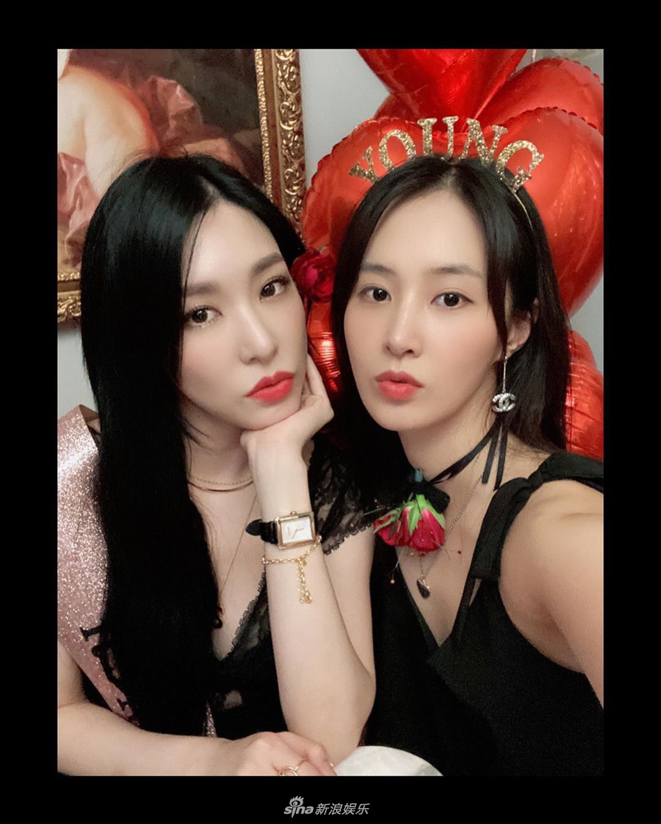 組圖：Tiffany生日趴少女時代成員為姐妹慶生 全體黑色小禮服