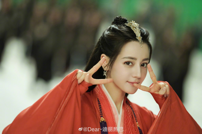 组图：《恰似故人归》大结局迪丽热巴发文不舍告别第5张图片