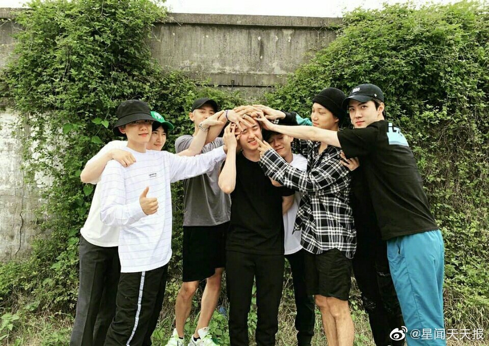 組圖：爺青回！EXO久違釋出迴歸預告 宣傳圖暗藏玄機