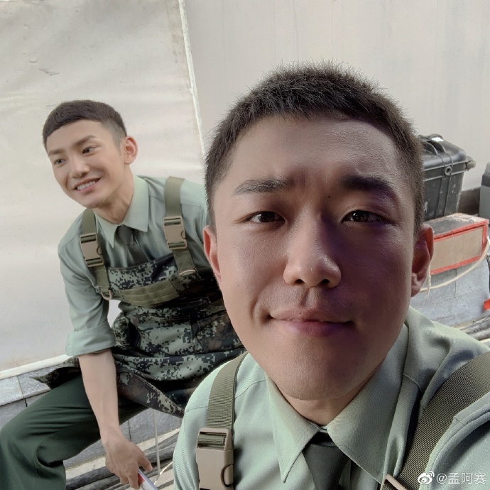 组图：《特战荣耀》吕小天牺牲“破云天”三人晒照令人泪目第6张图片