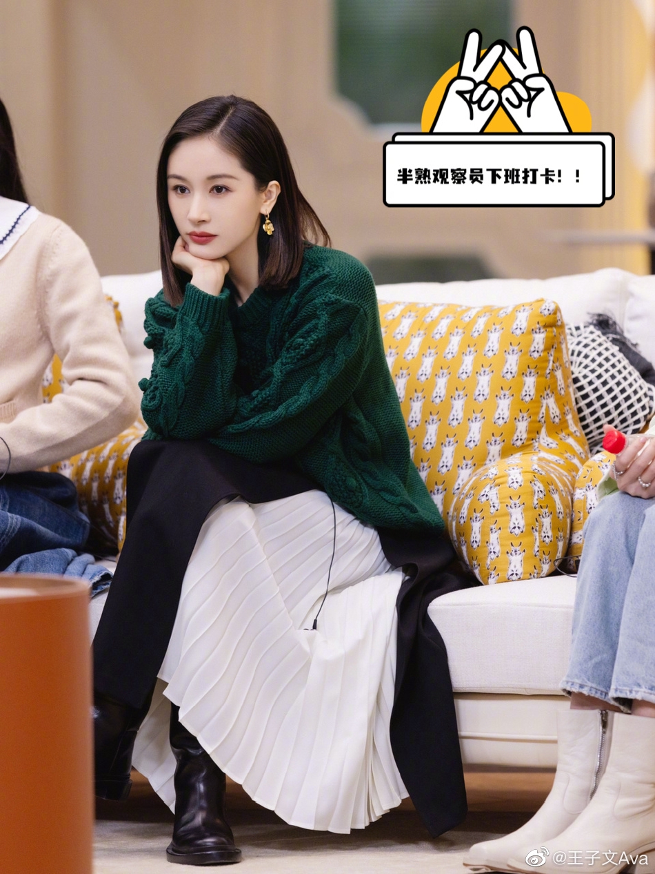 组图：《半熟恋人》收官唐艺昕等告别王彦霖直呼嗑到真的了