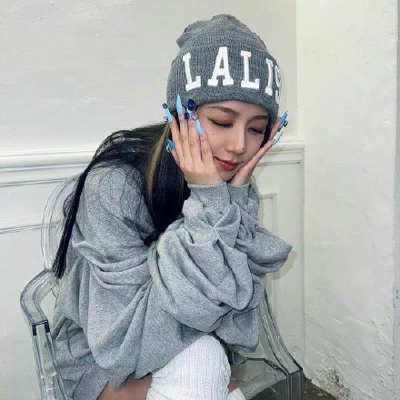 組圖：BLACKPINK萬聖節造型Jennie變美杜莎Lisa扮木偶人