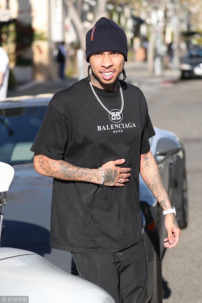 组图:"金小小妹"前男友tyga嘻哈造型酷帅出街