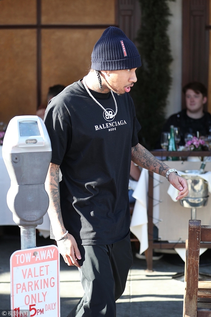 组图金小小妹前男友tyga嘻哈造型酷帅出街