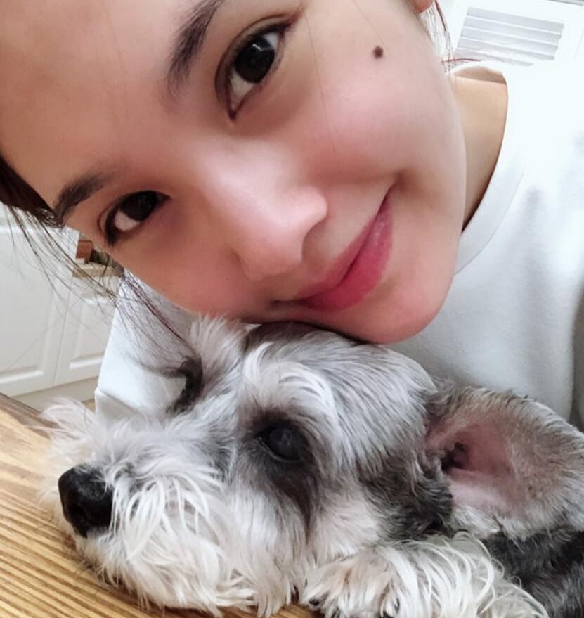 组图:杨丞琳式自拍了解一下!热衷四宫格表情丰富古灵精怪