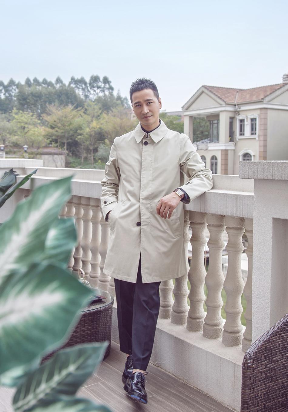 何晟铭全新写真