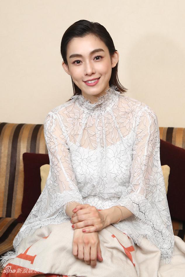 16 14:40:43 3 / 6 新浪娱乐讯 战胜产后焦虑的范玮琪换了利落短发