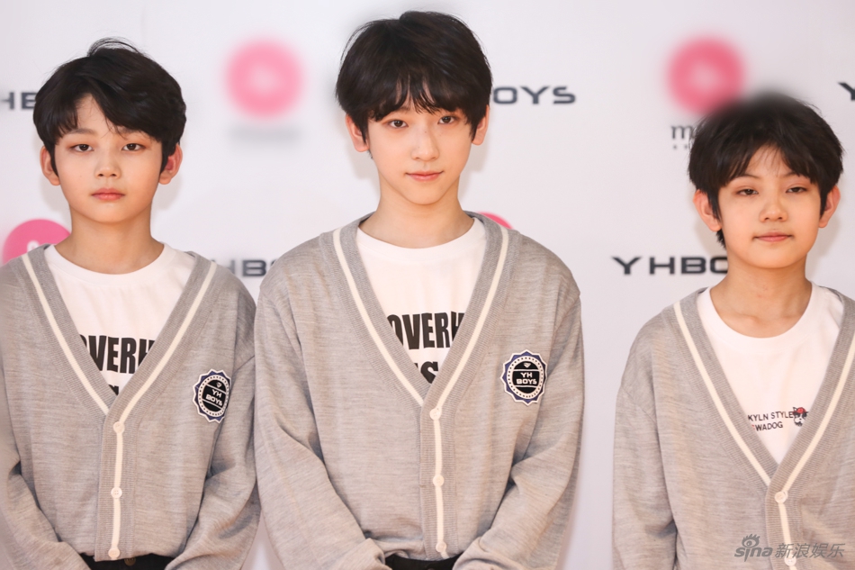 yhboys出席活动展青春活力