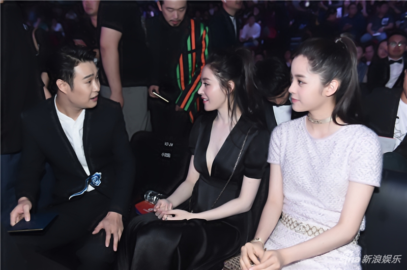 组图:微博电影之夜杨幂冯绍峰互动了!李易峰侧颜杀_高清图集_新浪网