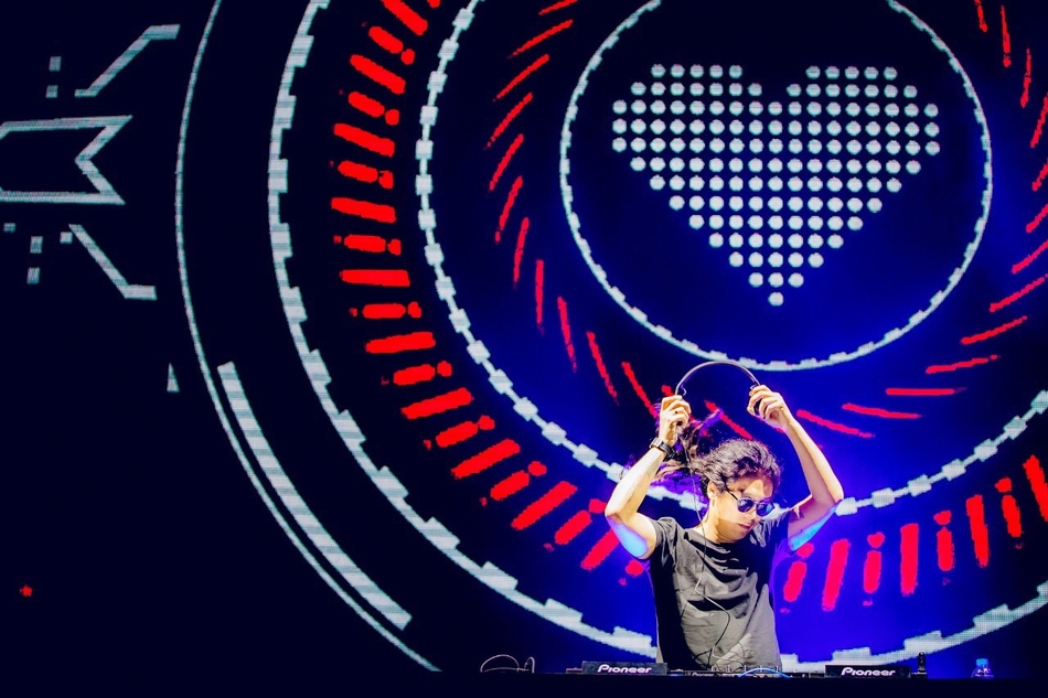 摩登天空举办live音乐会