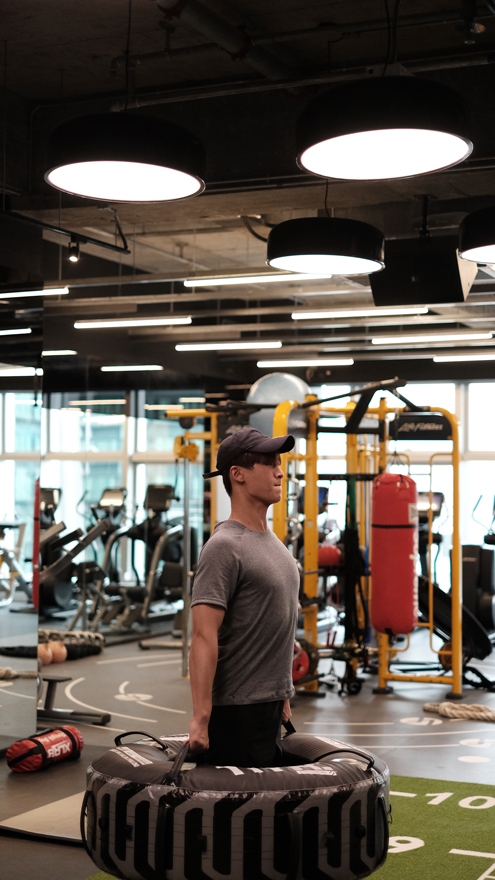 licong李聪晒健身照 结实臂膀展男友力