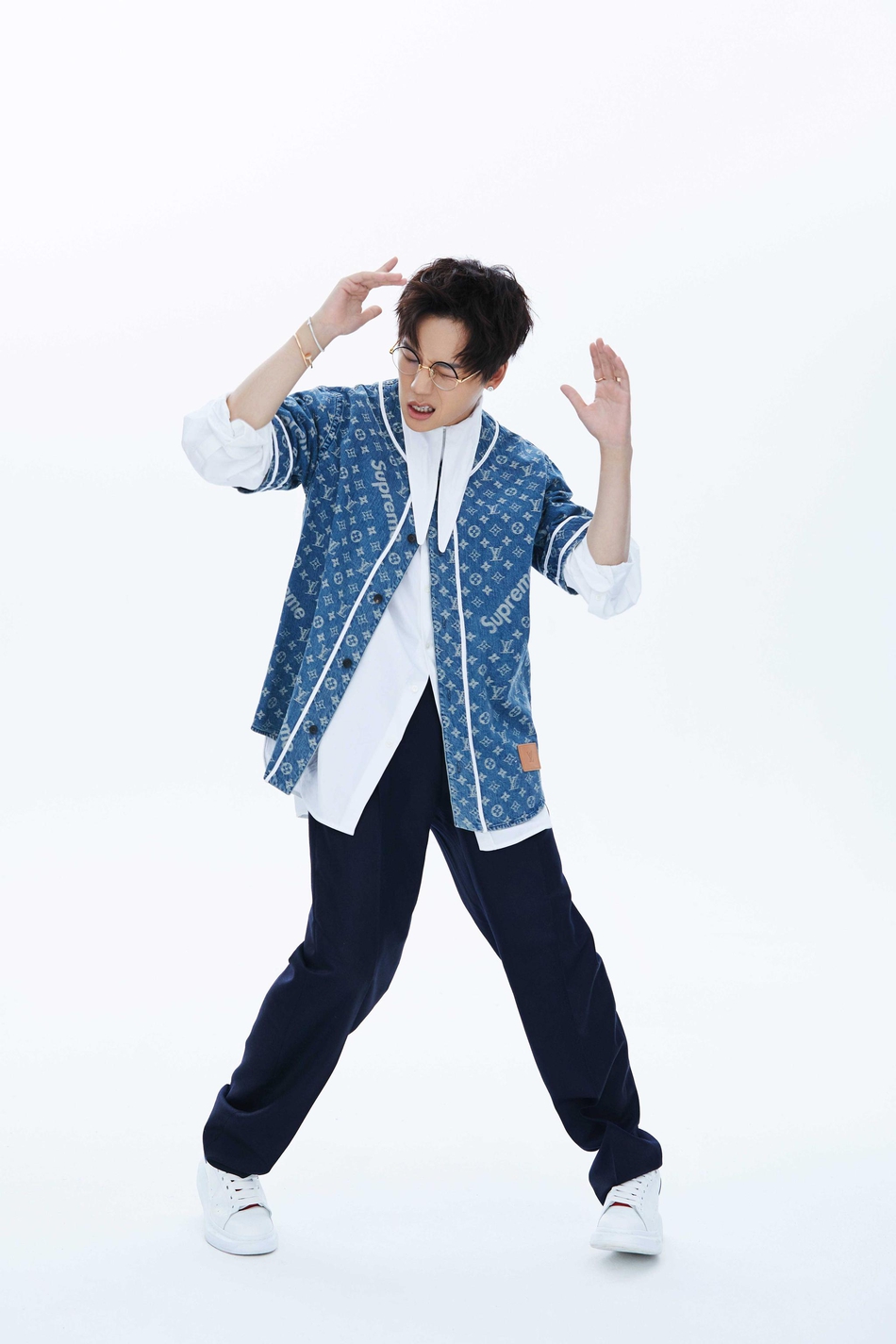 组图:刘维新曲《美味超能力》上线 写真俏皮搞怪