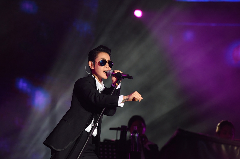 "刘若男"爆红成流量鲜肉