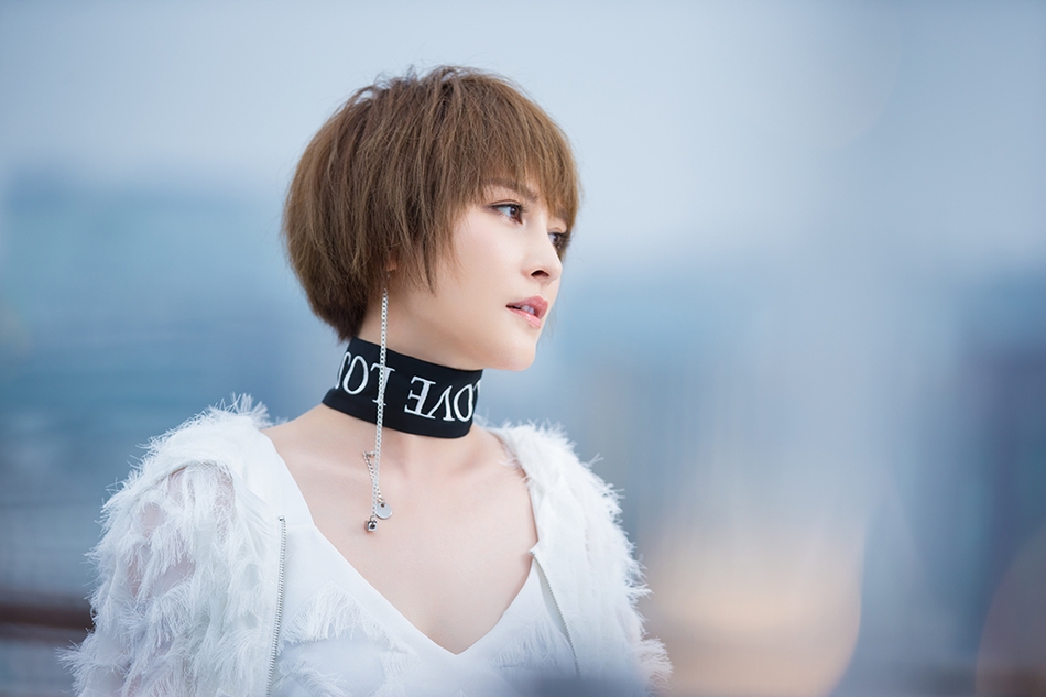 厉娜新ep主打mywaymv首发诠释柔软的想念