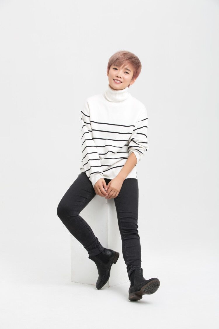 组图:许飞新曲《老男人》mv首发 原创专辑上线_高清图集_新浪网