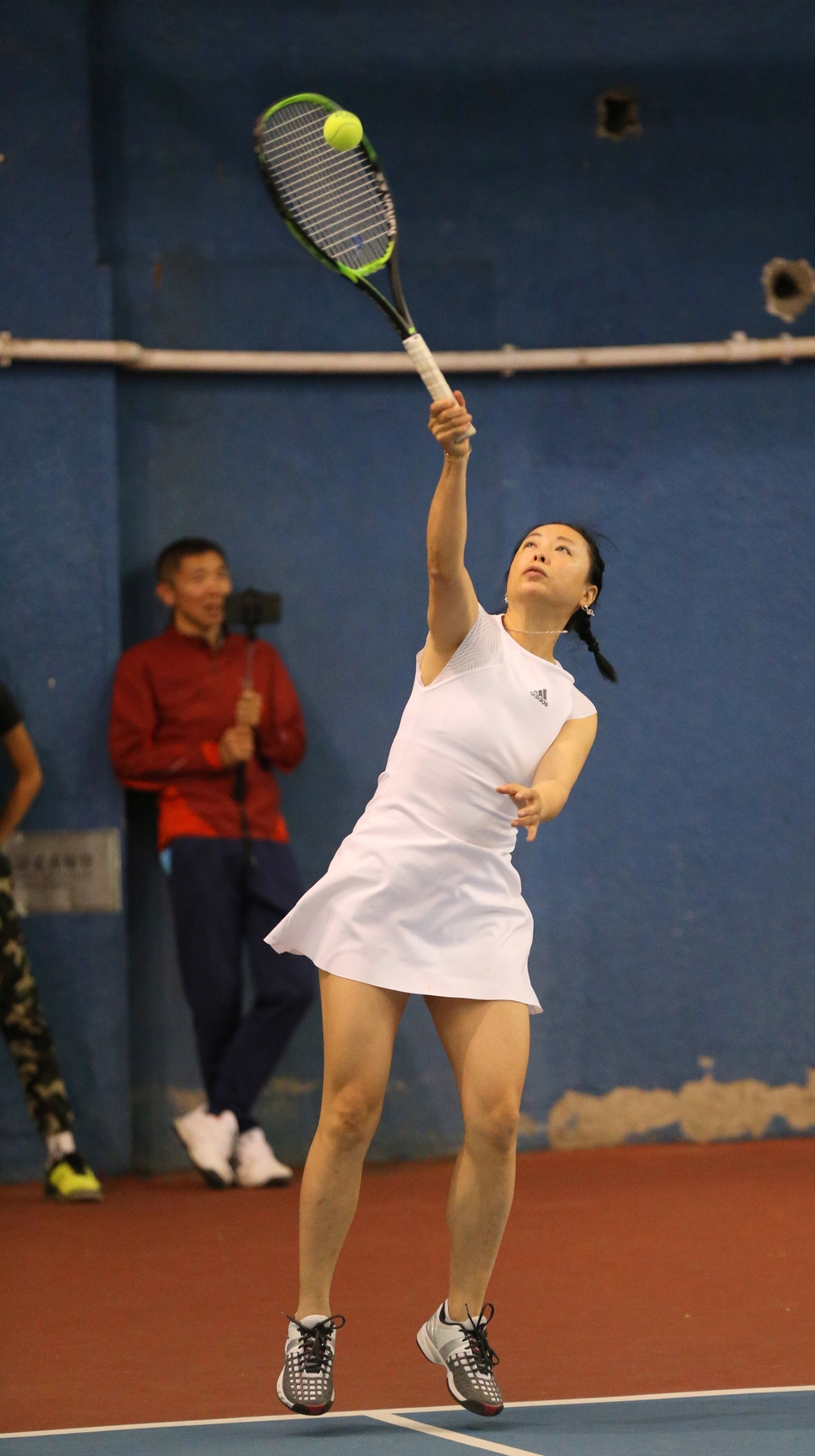 组图:黄绮珊组织网球赛在京落幕 亲自率队逆转获胜