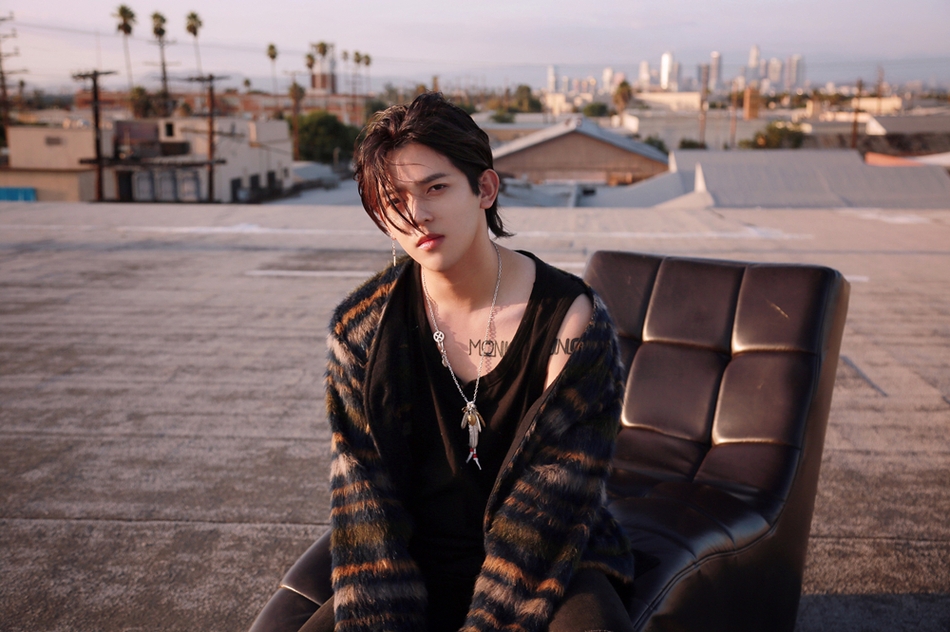 组图:符龙飞《im ok》mv首发 洛杉矶取景展异域风情